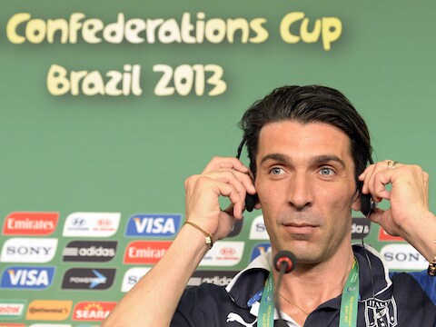 Gianluigi Buffon op de persconferentie naar aanloop van de halve finale tegen Spanje.