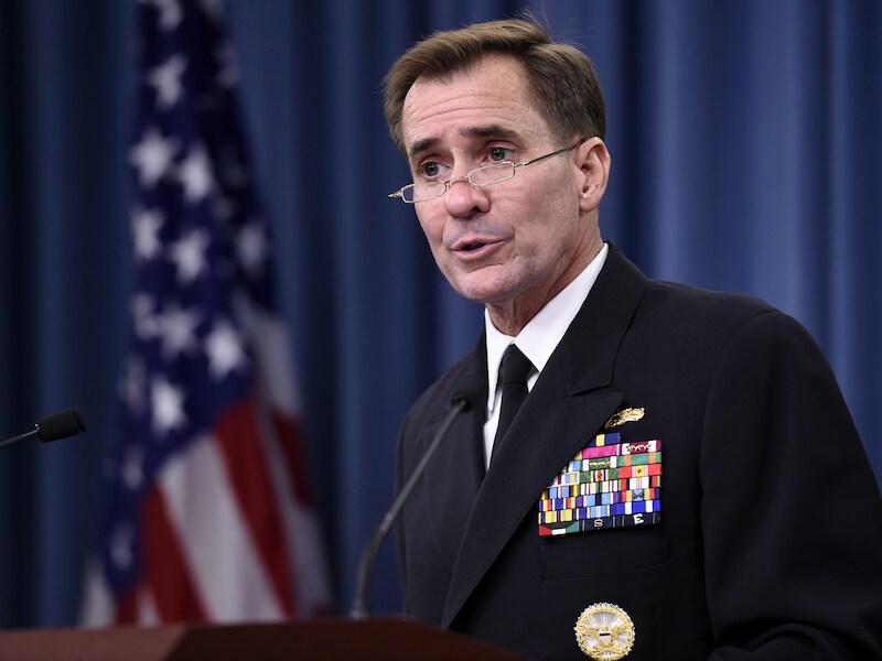Pentagon-woordvoerder John Kirby. Volgens de admiraal moet er rekening mee gehouden worden dat IS zich goed kan aanpassen aan veranderingen.