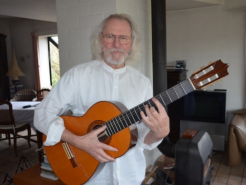 Jean Van der Schueren geeft jonge jazzmuzikanten de aftrap bij de start van het nieuwe seizoen van JazzMADD