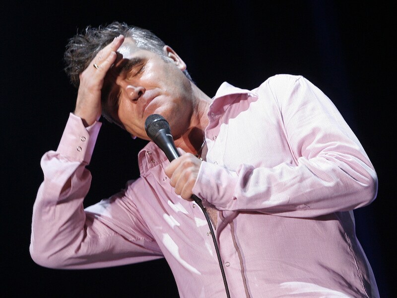 "Annuleringen en ziekte hebben ons allemaal leeggezogen en de enige verstandige oplossing lijkt de kunst van het nietsdoen", stelt Morrissey.