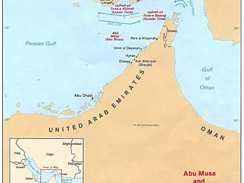Met de opzettelijke catastrofe zou Iran de scheepvaart in de Straat van Hormuz blokkeren.