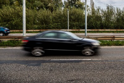 Meer vermogen en een schonere motor? Waarom dit ‘ouderwetse’ autotrucje niet altijd meer werkt