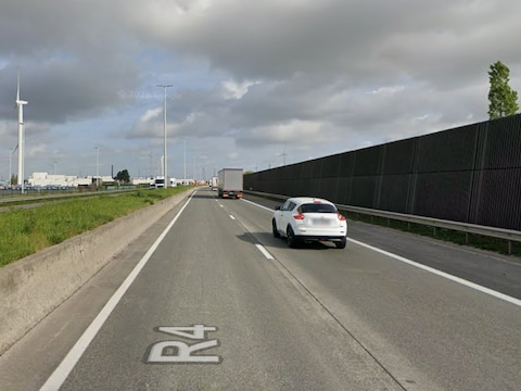 Het ongeval gebeurde op de R4 richting Zelzate.