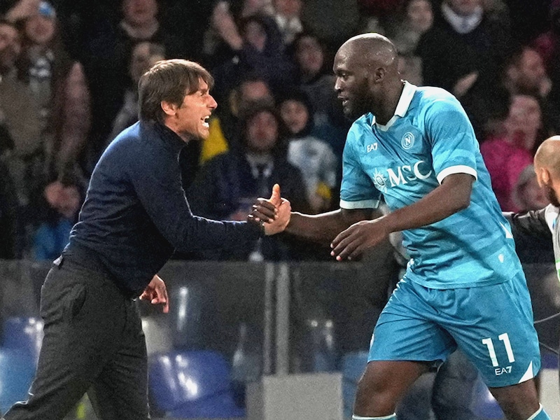Napoli-coach Antonio Conte is diep teleurgesteld in Romelu Lukaku: “Hij is niet eens ‘goeiedag’ komen zeggen”