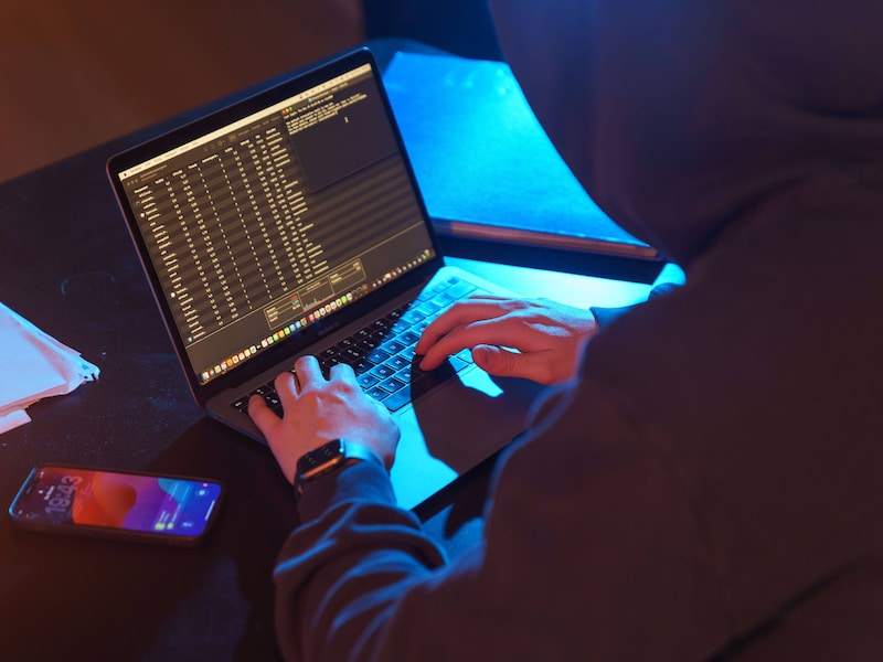Kapellen organiseert infosessie over online beleggingsfraude: zo herken je misleidende aanbiedingen