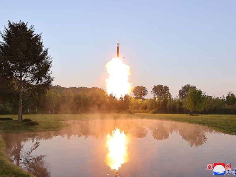 Noord-Korea test ontwikkeling raketten met meerdere kernkoppen