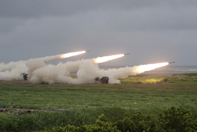 Taiwan vuurt raketten af in de richting van China tijdens mi