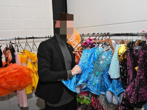 R. (32), zaakvoerder van een populaire Roeselaarse dansschool, moet zich binnenkort voor de strafrechter verantwoorden.