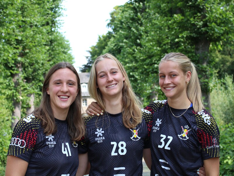 Youngsters Astrid Bonami, Lisa Moors en Louise Dewaet zijn drie nieuwe ‘superpowers’ bij Red Panthers: “We voelen ons omarmd”