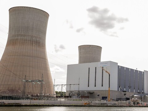 De Belgische kernreactoren Doel 3 en Tihange 2 lagen lange tijd stil omdat er onzekerheid bestond over de veiligheid. Volgens het Federaal Agentschap voor Nucleaire Controle (FANC) is er echter geen gevaar.