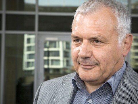 Het onderzoek is het resultaat van een klacht van Dedecker.