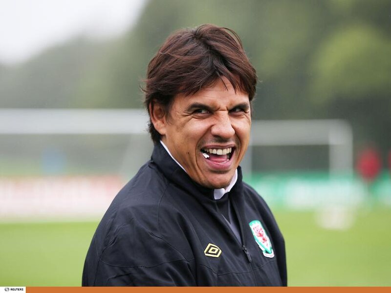 Chris Coleman, bondscoach van Wales, heeft selectieproblemen, maar verliest er zijn plezier niet in