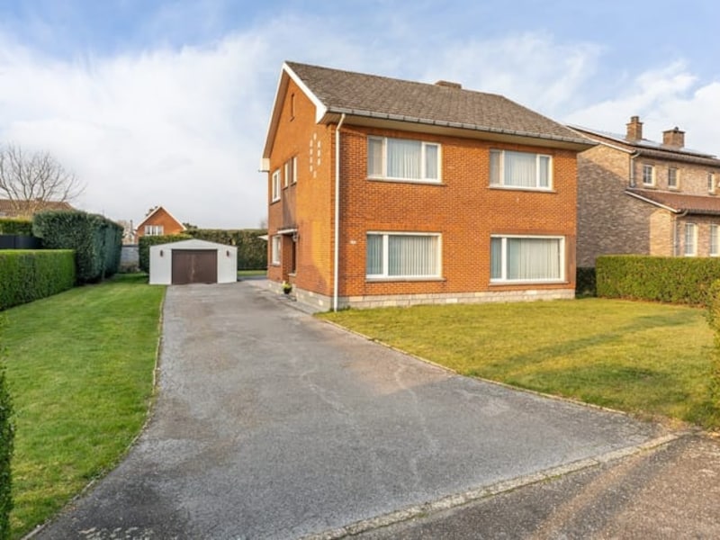 Deze 2 woningen zijn nu te koop in Hechtel-Eksel