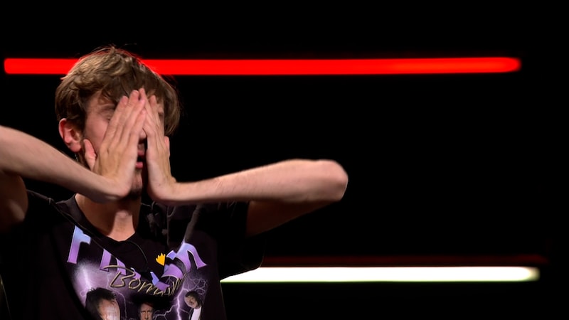 Felix kan het niet geloven: hij won ‘De slimste mens’.