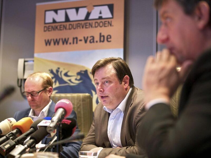 N-VA-kopstukken Ben Weyts, Bart De Wever en Jan Jambon laten geen spaander heel van de nota.