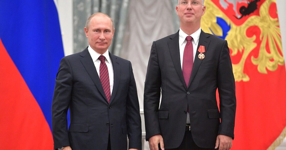 Hij werd groot in Kiev, rijk in Moskou en klinkt als een Amerikaan op ...