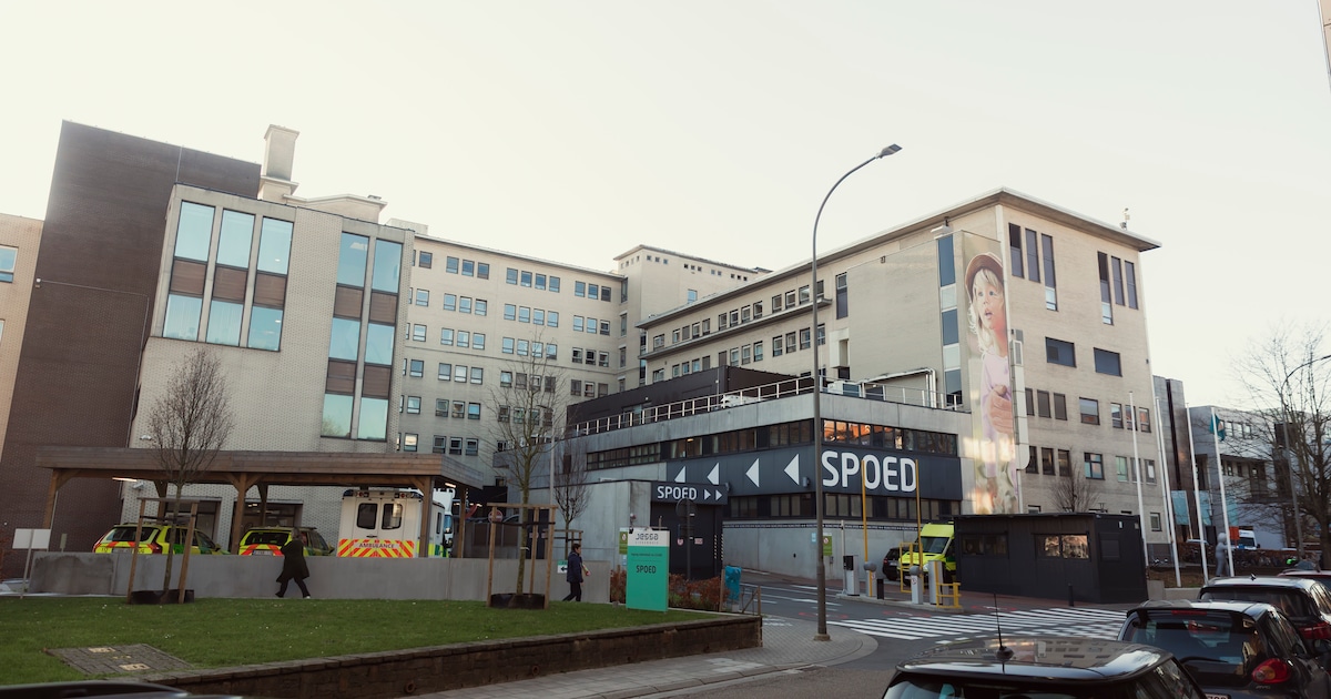 Jessa Ziekenhuis verstrengt mondmaskerbeleid door code oranje: dit verandert er voor medewerkers, pa