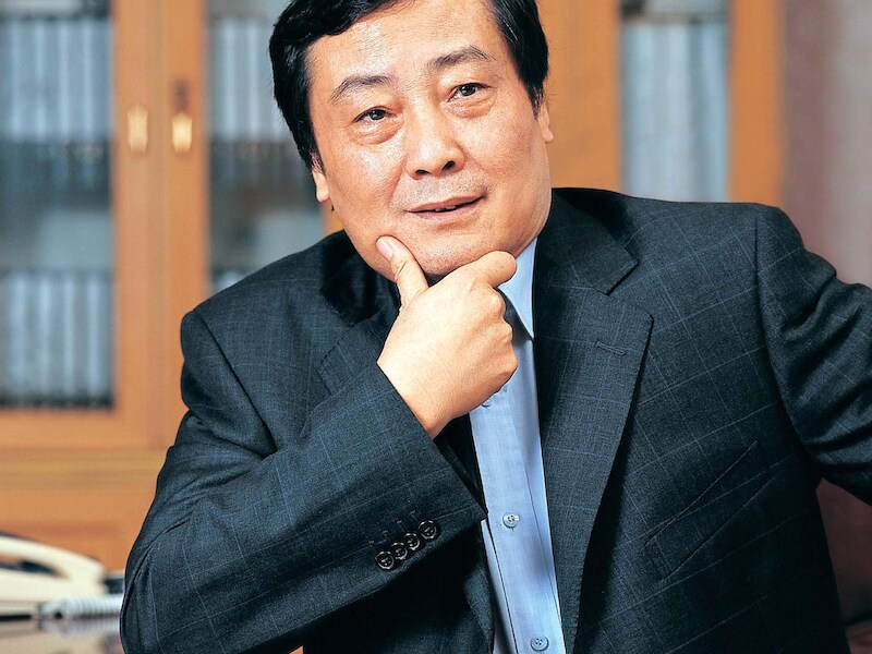 Zong Qinghou in 2004.