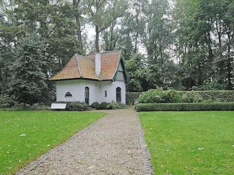 Het paviljoentje op ‘t Eilandje in park De Visscherie
