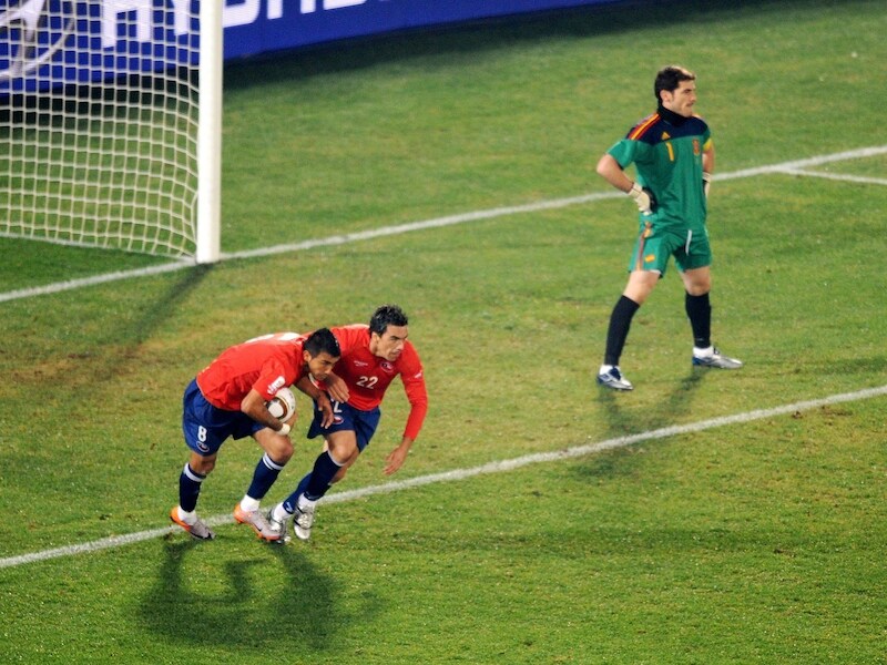 Esteban Paredes (midden).