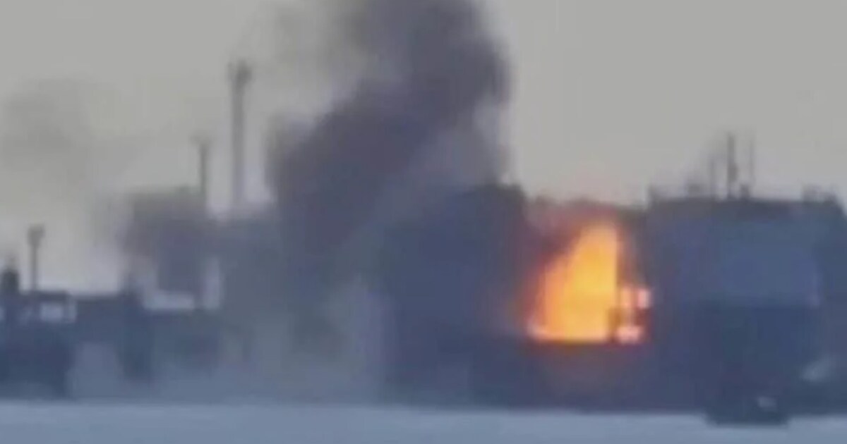 Oekraïne vernietigt Poetins laatste spoorpont op de Krim