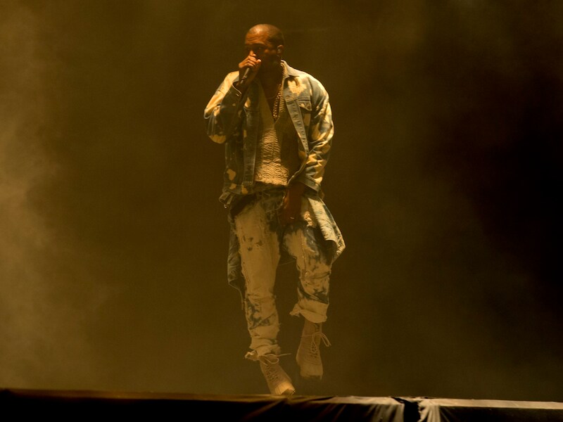 Kanye West in 2015 op het Britse festival Glastonbury.