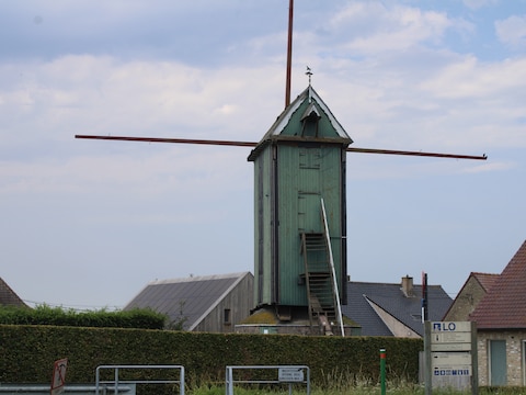 De Markeymolen aan de Lobrug in Pollinkhove moet gerestaureerd worden.
