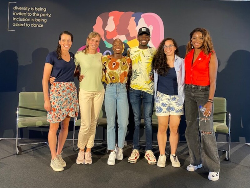 “Diversiteit zonder inclusie betekent niets. Dat zijn slechts cijfers”: atlete Cynthia Bolingo vraagt tijdens seminarie aandacht voor thematiek in de sport
