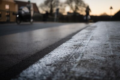 Code geel vanwege gladheid in heel België - Tot en met weekend nog sneeuwpret in Hoge Venen