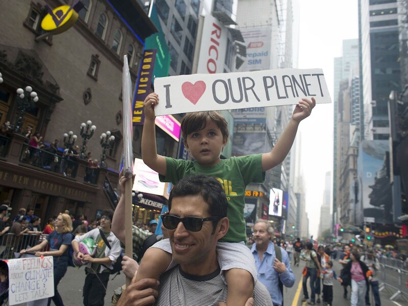 Deelnemers aan een betoging naar aanleiding van de VN-klimaattop in New York.