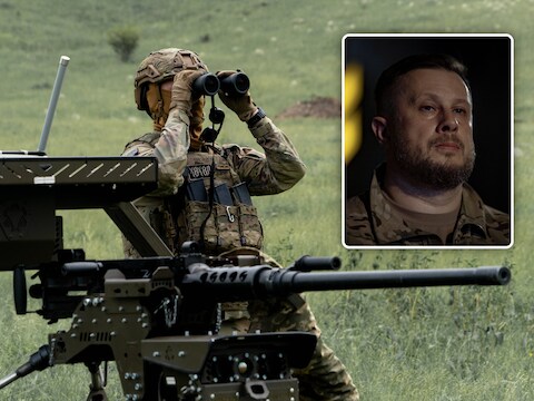 Generaal Andriy Biletsky (inzet) en een soldaat van de Derde Aanvalsbrigade van Oekraïne. 