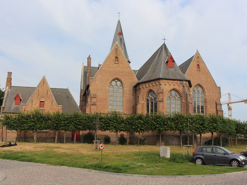 De plechtigheid vindt plaats aan de Sint-Donaaskerk in Zeebrugge