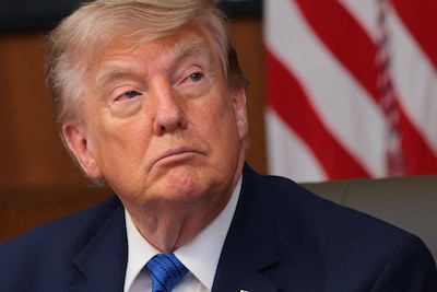 Trump weet niet meer van welk hout pijlen maken: leger vraagt militairen in e-mail om “creatieve en ongewone” ideeën om Iran onder druk te zetten
