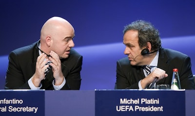 Michel Platini dient klacht in tegen FIFA-baas Gia