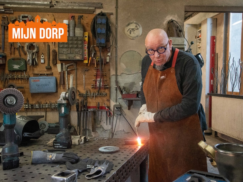 Stefaan Schreel in zijn atelier in Melle.