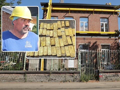 In de kelder werden zowel gouden munten als genummerde goudstaven gevonden.