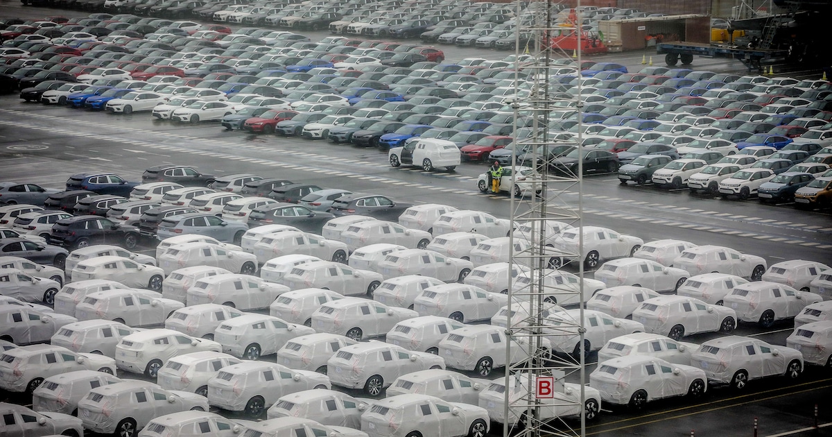 Autobehandelaar wil parkeertoren voor 10.000 wagens realiseren in haven ...