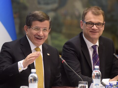 Premier Ahmet Davutoglu wil de parlementaire onschendbaarheid afschaffen.