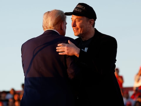 Trump en Musk, na hun eerste openbare verschijning samen, in  Butler, Pennsylvania. 