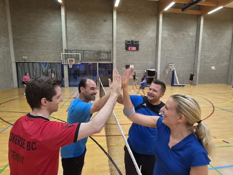 Lokerse Badmintonclub viert 40 jaar met gratis lessen voor beginners