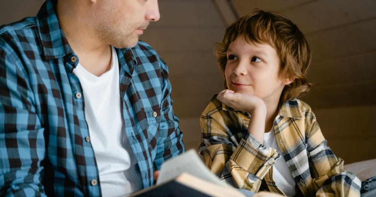 “Niet perfect, wel betrokken”: infoavond in Deurne en Berchem over vaderschap