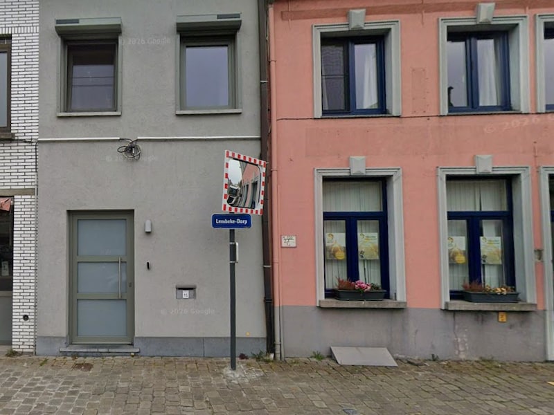 De bewuste spiegel die werd aangereden.