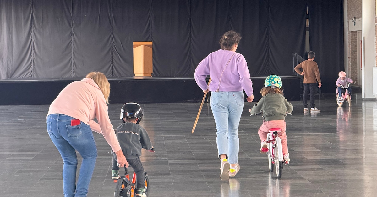 Nieuwpoort leert kleuters in een halve dag op twee wielen rijden