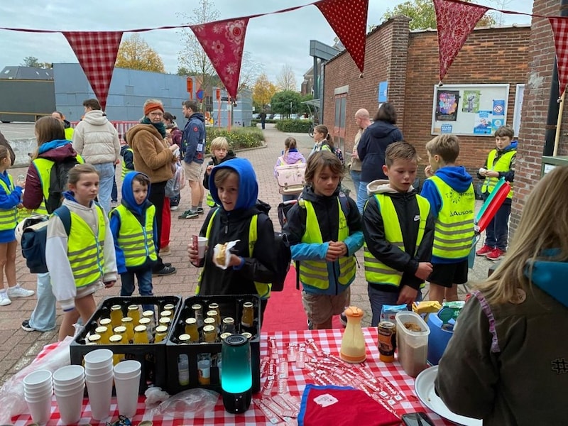 Archiefbeeld. Op de Dag van de Jeugdbeweging krijgen heel wat jongeren een gratis ontbijt.