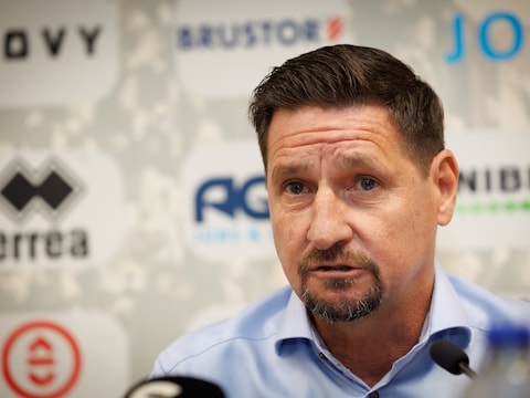 Ex-voetballer en -trainer Glen De Boeck (54) overleden na hersenbloeding |  Belgisch Voetbal | HLN.be