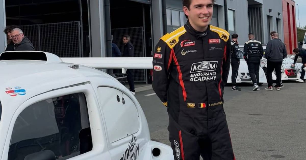 Stap voor stap”: prins Aymeric deelt update over autosportcarrière en racet  voor het eerst in Belgische driekleur | Showbizz | HLN.be