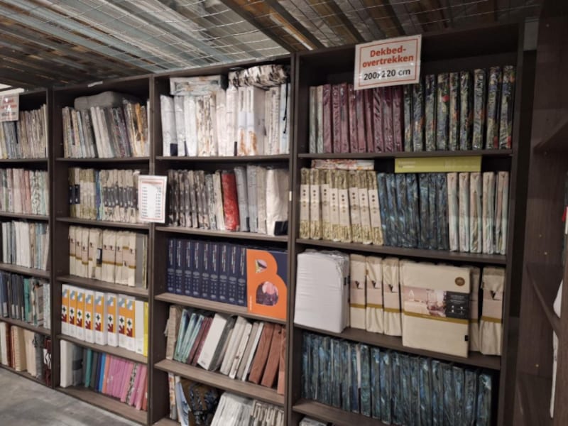 Magazijnverkoop bij Sleepworld dead -70%